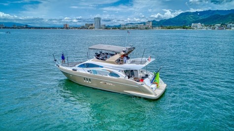 Azimut 55 (2003) Bip Charters Yacht Charter Puerto Vallarta