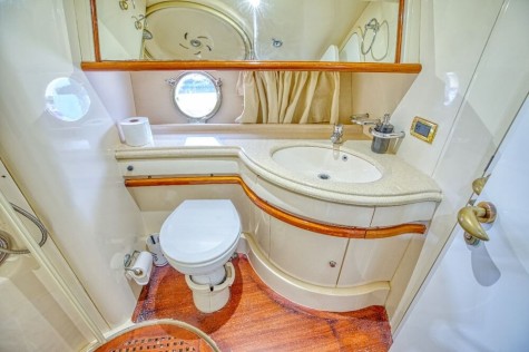 Azimut 55 (2003) Bip Charters Yacht Charter Puerto Vallarta