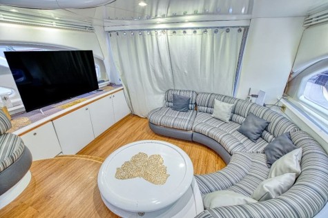 Azimut 55 (2003) Bip Charters Yacht Charter Puerto Vallarta