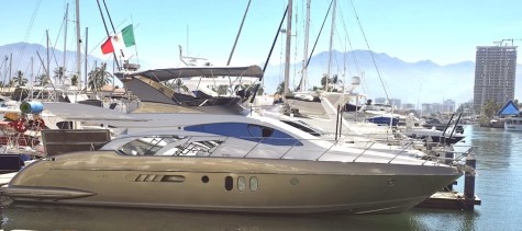 Azimut 55 (2003) Bip Charters Yacht Charter Puerto Vallarta