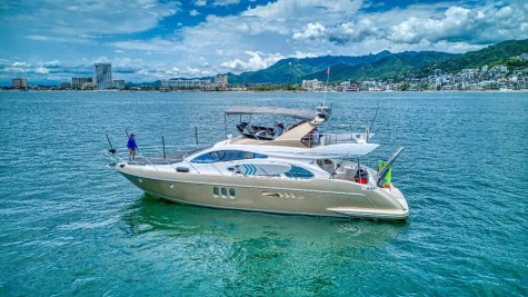 Azimut 55 (2003) Bip Charters Yacht Charter Puerto Vallarta