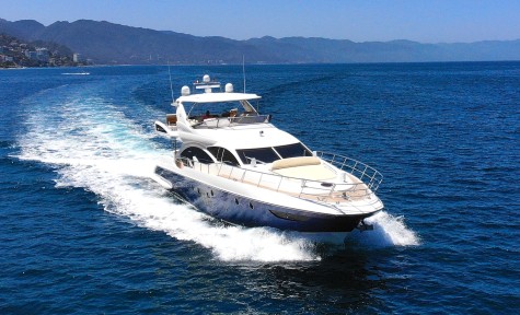 Azimut 70 blue (2013) Bip Charters Renta de Yates en Puerto Vallarta