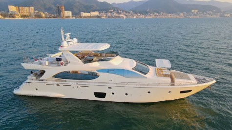 Azimut 85 Fly (2009) Bip Charters Yacht Charter Puerto Vallarta