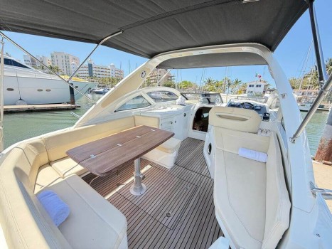 Beneteau GT35 (2017) Bip Charters Renta de Yates en Puerto Vallarta