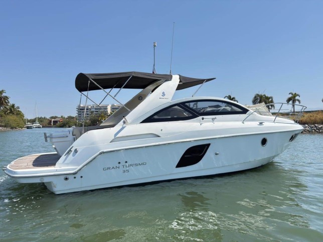 Beneteau GT35 (2017) Bip Charters Yacht Charter Puerto Vallarta