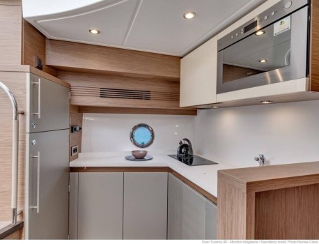 Beneteau GT46 (2017) Bip Charters Renta de Yates en Puerto Vallarta