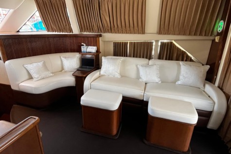 Carver 38 Bip Charters Renta de Yates en Puerto Vallarta