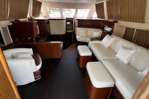 Carver 38 Bip Charters Renta de Yates en Puerto Vallarta