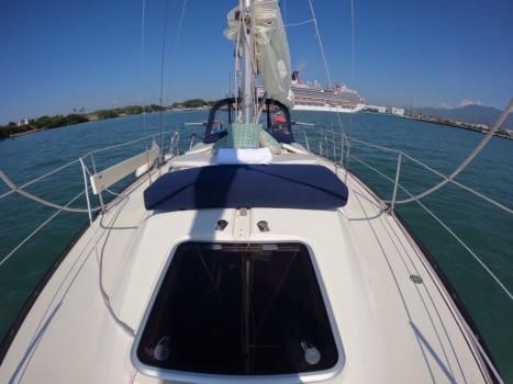 C&C 38 Bip Charters Yacht Charter Puerto Vallarta