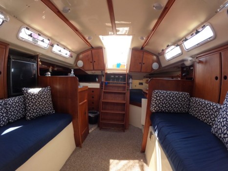 C&C 38 Bip Charters Yacht Charter Puerto Vallarta