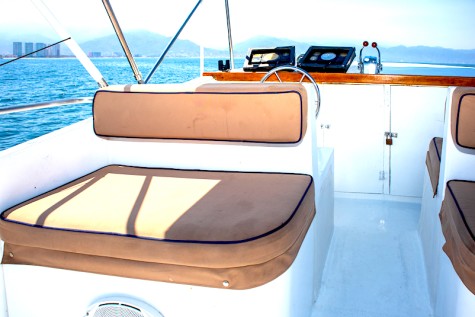 Custom 36 Bip Charters Yacht Charter Puerto Vallarta
