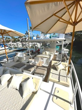 Custom C45 Bip Charters Renta de Yates en Puerto Vallarta