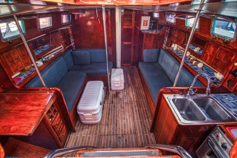 Endeavour 40 Bip Charters Yacht Charter Puerto Vallarta