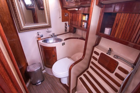 Endeavour 40 Bip Charters Yacht Charter Puerto Vallarta