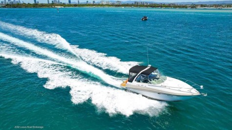 Four Winns Vista 288 (2004) Bip Charters Yacht Charter Puerto Vallarta