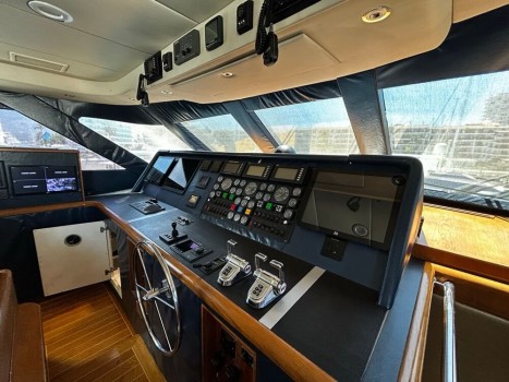 Hatteras 122 Bip Charters Yacht Charter Puerto Vallarta