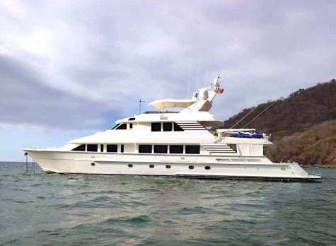 Hatteras 122 Bip Charters Yacht Charter Puerto Vallarta