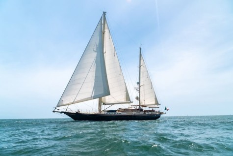 Jongert 31T Bip Charters Yacht Charter Puerto Vallarta