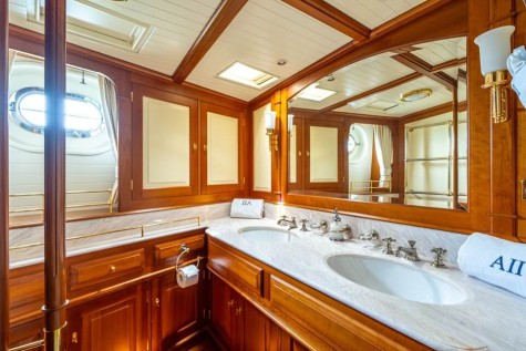 Jongert 31T Bip Charters Yacht Charter Puerto Vallarta