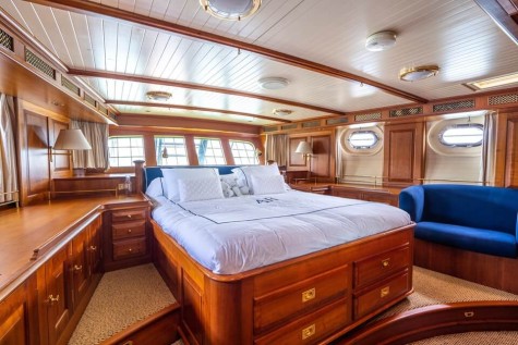 Jongert 31T Bip Charters Yacht Charter Puerto Vallarta