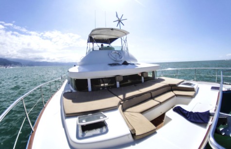 Lagoon 43 (2002) Bip Charters Renta de Yates en Puerto Vallarta