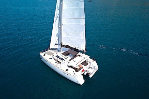 Lagoon 450F Bip Charters Renta de Yates en Puerto Vallarta