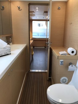 Lagoon 450F Bip Charters Renta de Yates en Puerto Vallarta