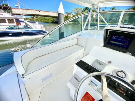 Luhrs 38 Bip Charters Renta de Yates en Puerto Vallarta