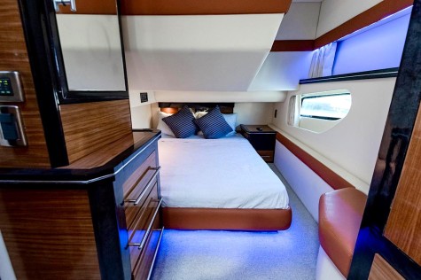 Marquis 50SC (2016) Bip Charters Renta de Yates en Puerto Vallarta