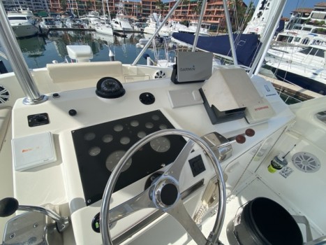 Ocean Yacht 40 Bip Charters Renta de Yates en Puerto Vallarta