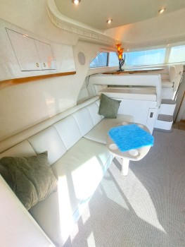 Sedan Bridge  400 (1999) Bip Charters Renta de Yates en Puerto Vallarta