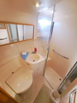 Sedan Bridge  400 (1999) Bip Charters Renta de Yates en Puerto Vallarta