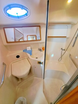 Sedan Bridge  400 (1999) Bip Charters Renta de Yates en Puerto Vallarta