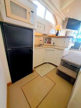 Sedan Bridge  400 (1999) Bip Charters Renta de Yates en Puerto Vallarta