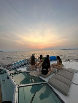 Sea Ray 460 Bip Charters Renta de Yates en Puerto Vallarta