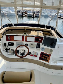 Sea Ray 50 Blue (2021) Bip Charters Renta de Yates en Puerto Vallarta