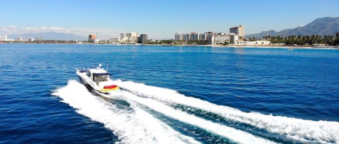 Sundancer 420 (2004) Bip Charters Yacht Charter Puerto Vallarta