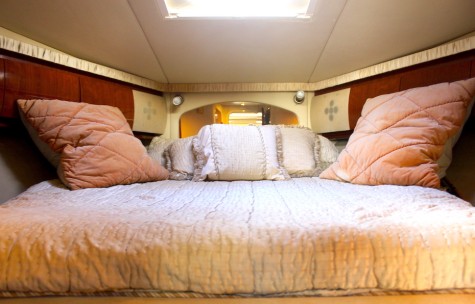 Sundancer 420 (2004) Bip Charters Yacht Charter Puerto Vallarta