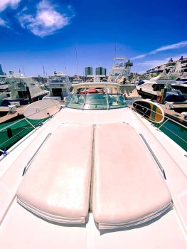 Sundancer 510 (2002) Bip Charters Renta de Yates en Puerto Vallarta