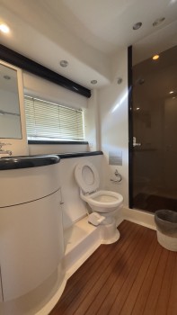 SUNSEEKER 74 Bip Charters Renta de Yates en Puerto Vallarta