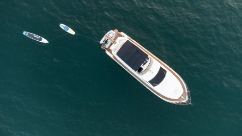 Uniesse 55 (2004) Bip Charters Renta de Yates en Puerto Vallarta