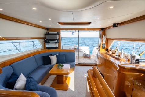 Uniesse 55 (2004) Bip Charters Renta de Yates en Puerto Vallarta