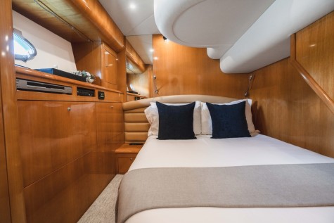 Uniesse 55 (2004) Bip Charters Renta de Yates en Puerto Vallarta