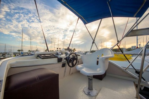 Uniflite 28 Bip Charters Yacht Charter Puerto Vallarta
