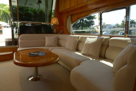 Vitech 65 Bip Charters Renta de Yates en Puerto Vallarta